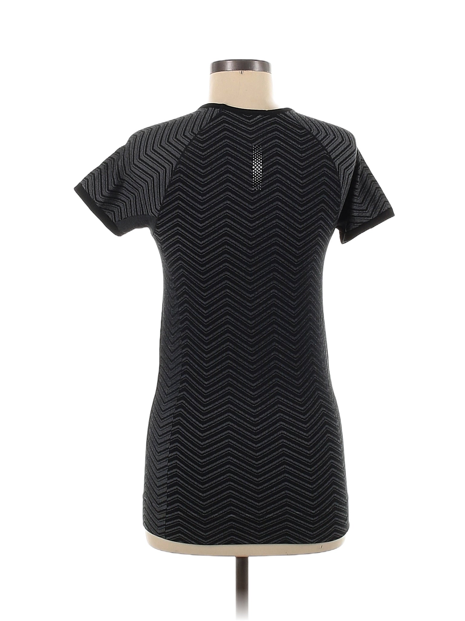 Active T Shirt size - M