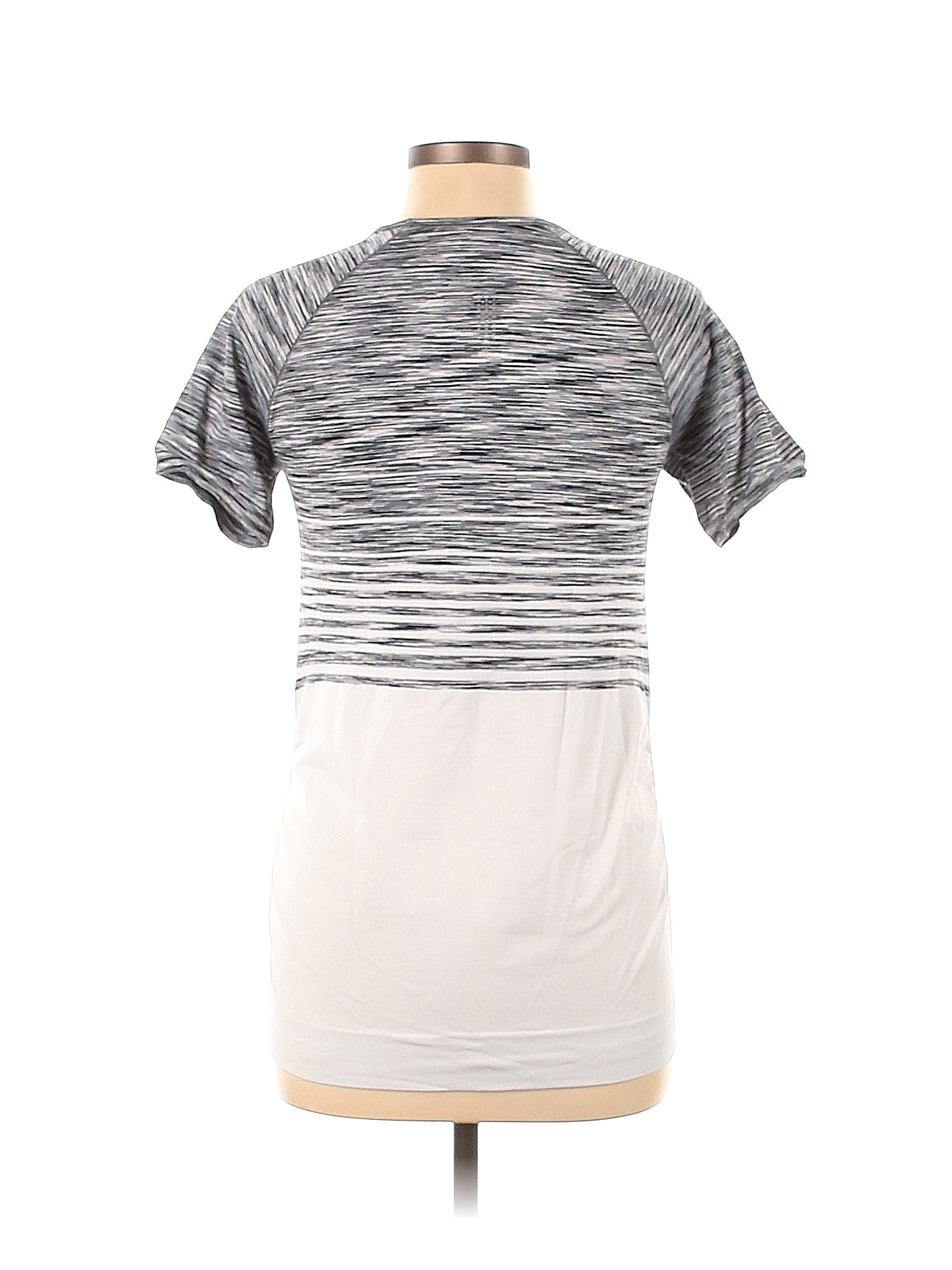 Active T Shirt size - L