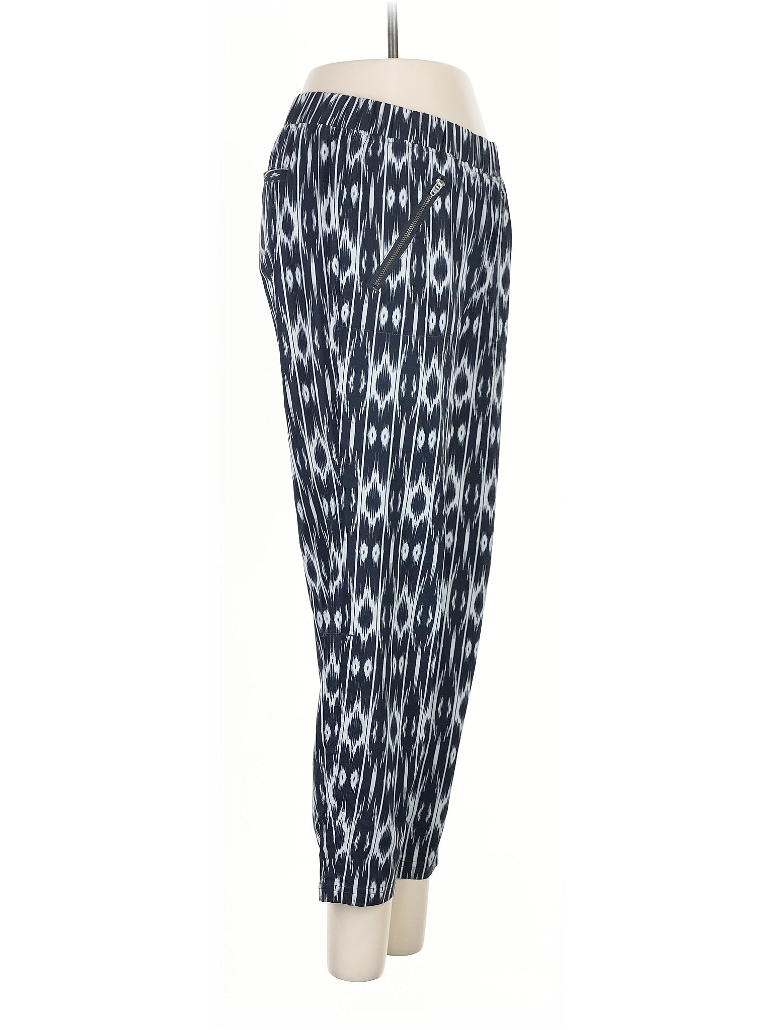 3 size - 4 P
