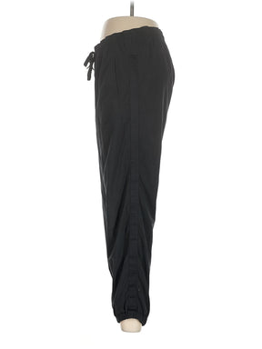 4 size - 4(Estimated)
