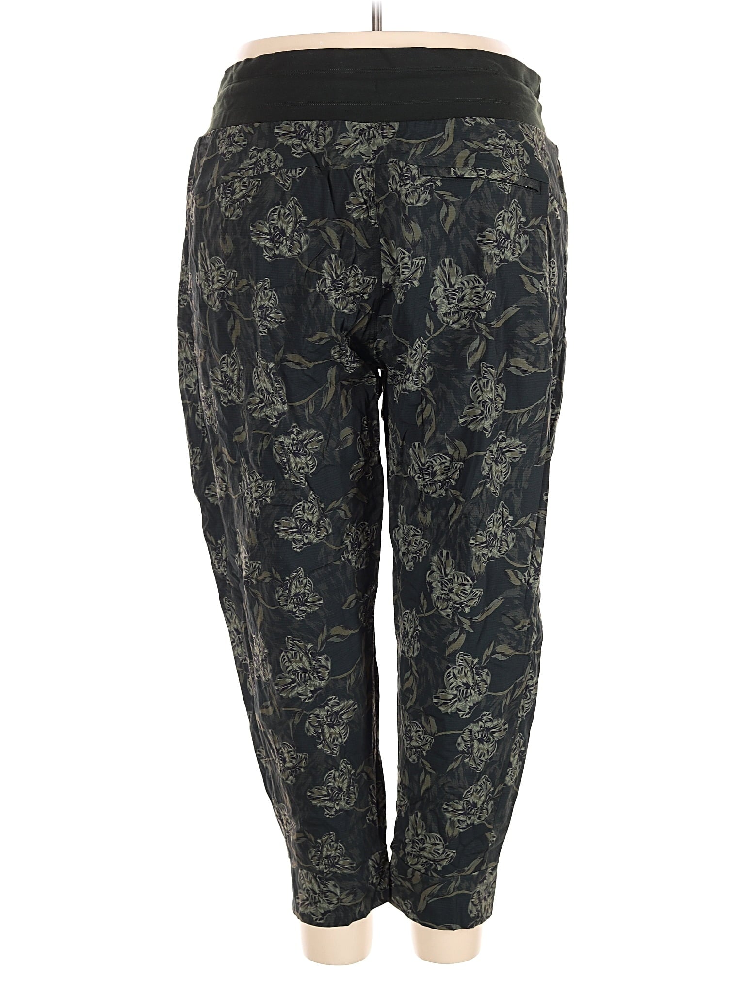2 waist size - 24