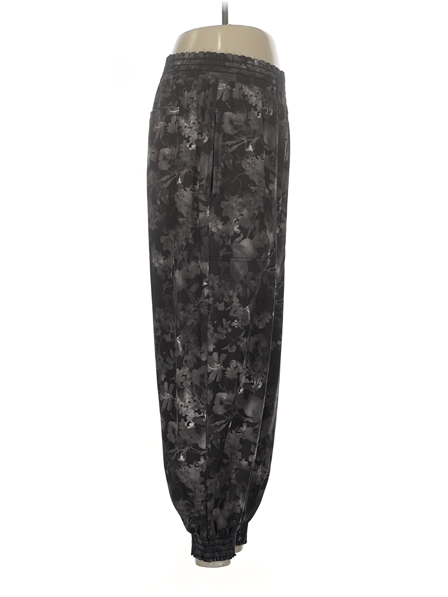 3 size - 6 P