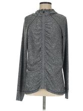 1 size - SM (Estimated)