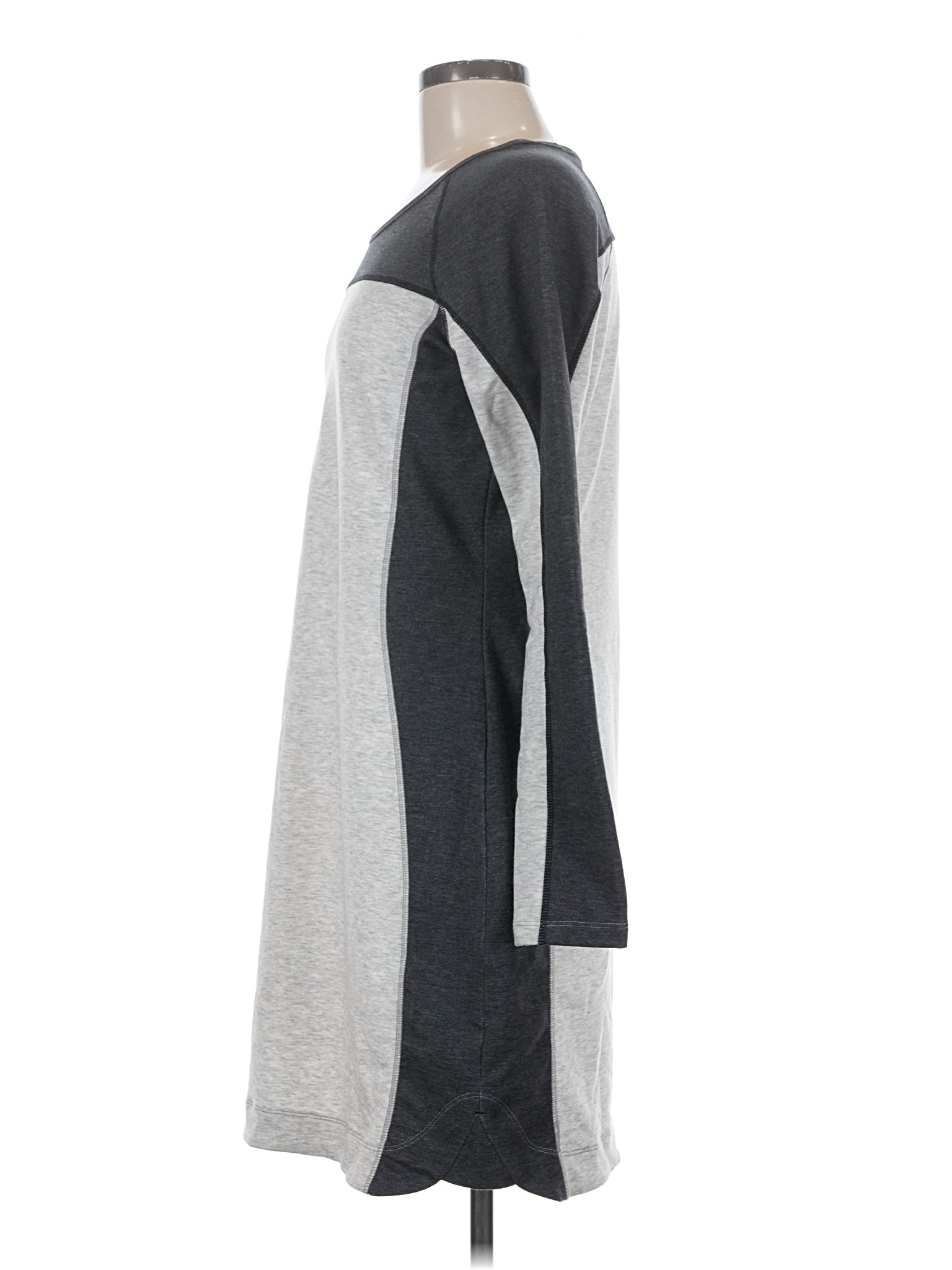 4 size - M