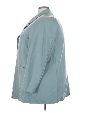 4 size - 22 W