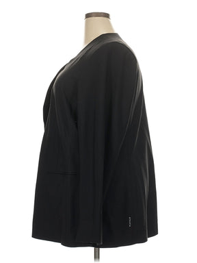 4 size - 22 W
