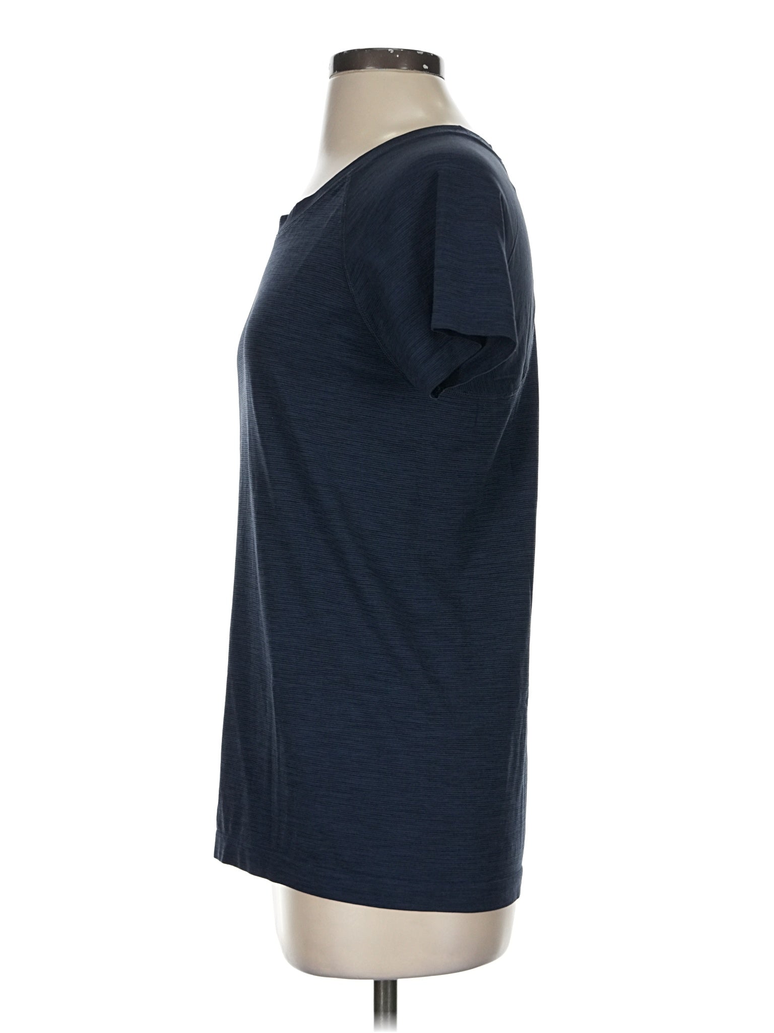 4 size - XS (Estimated)