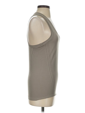 3 size - Sm (Estimated)
