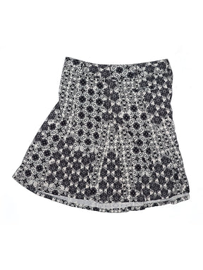 1 size - Lg (Estimated)