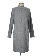 1 size - Lg (Estimated)