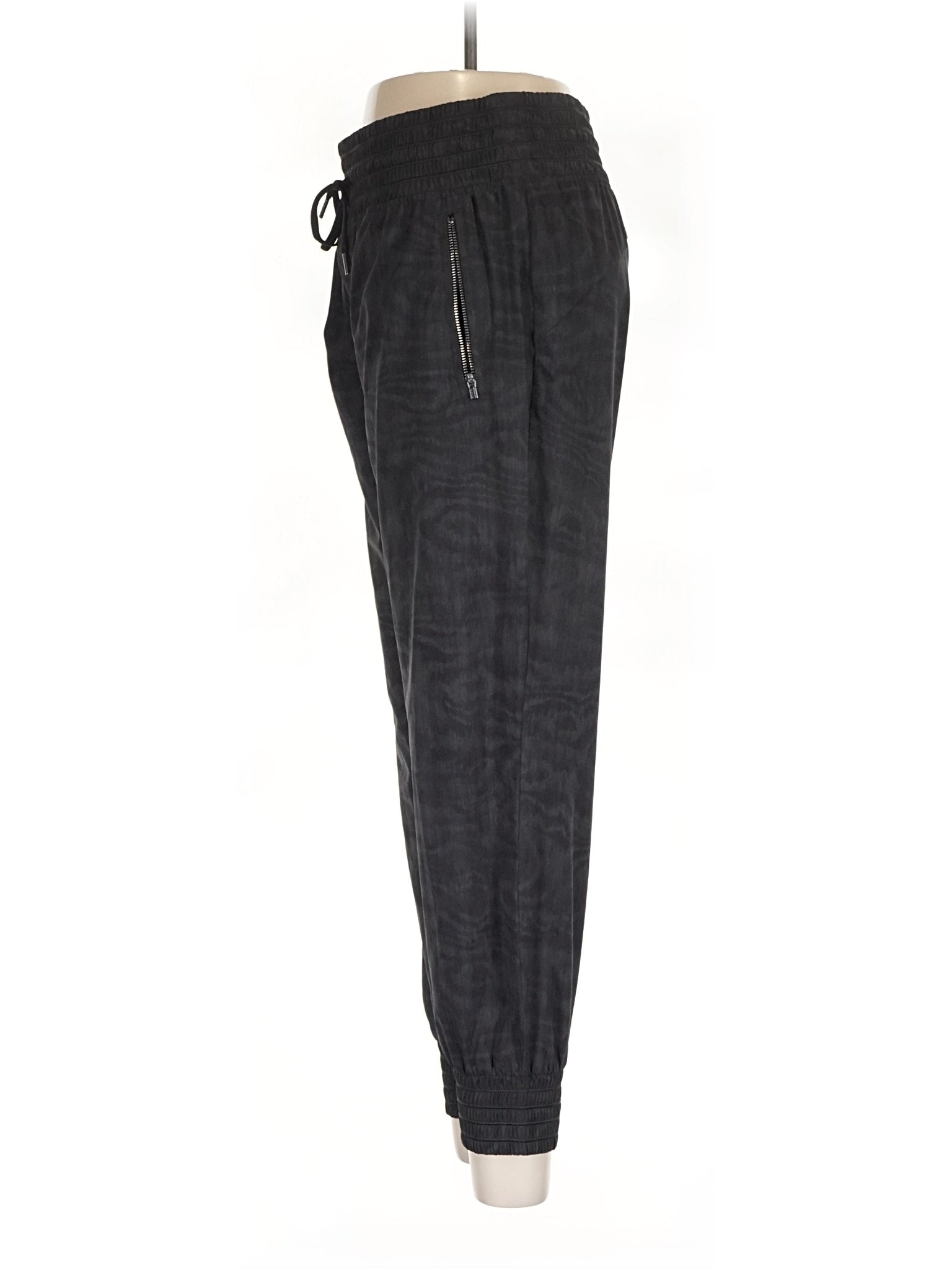 4 size - 4 P