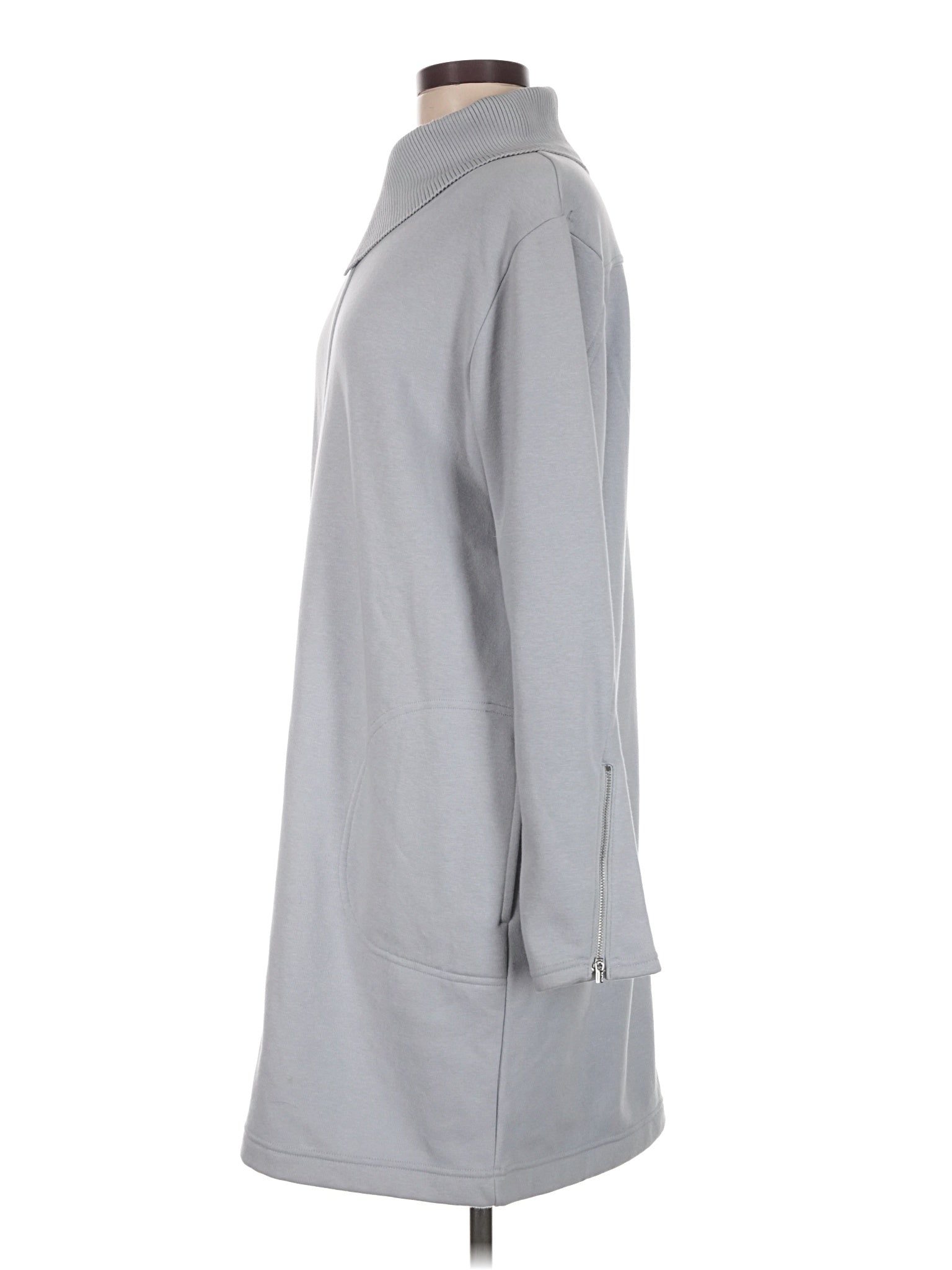 4 size - M