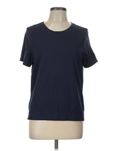 1 size - Lg (Estimated)